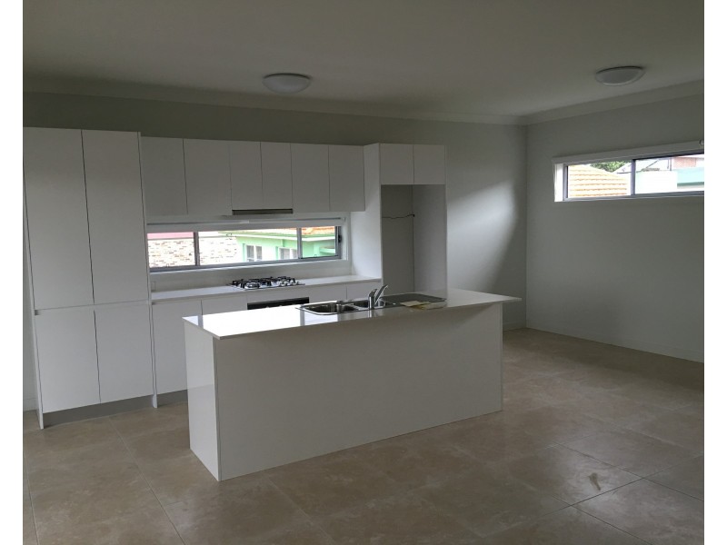 8/13-15 Allman Street, Campbelltown NSW 2560