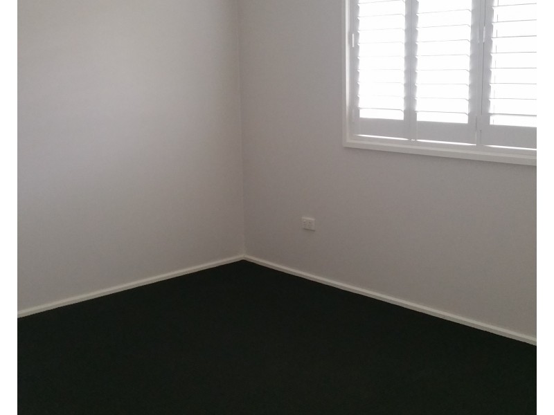 37B Frontignan Street, Eschol Park NSW 2558