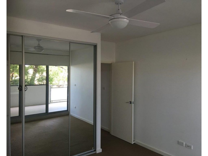 9/31-35 Chamberlain Street, Campbelltown NSW 2560
