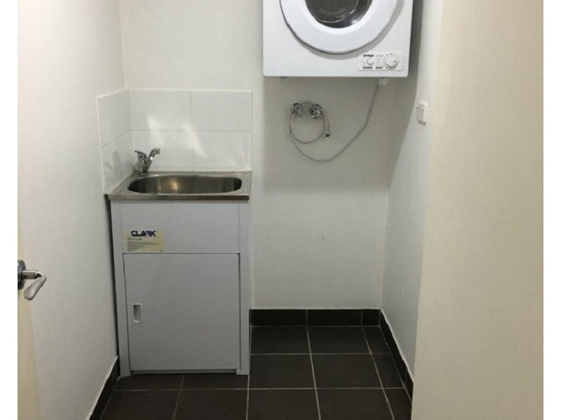 9/31-35 Chamberlain Street, Campbelltown NSW 2560