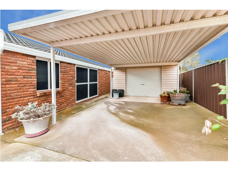 11 Tiber Place, Kearns NSW 2558