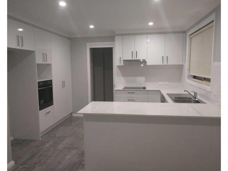 13B Pyrite Place, Eagle Vale NSW 2558
