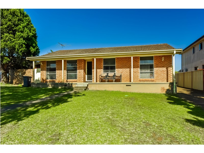 33 Long Reef Crescent, Woodbine NSW 2560