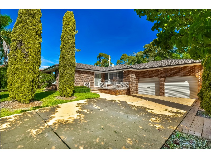 27 Wyangala Crescent, Leumeah NSW 2560