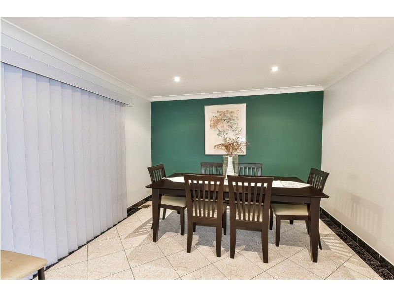 27 Wyangala Crescent, Leumeah NSW 2560