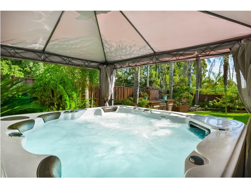27 Wyangala Crescent, Leumeah NSW 2560