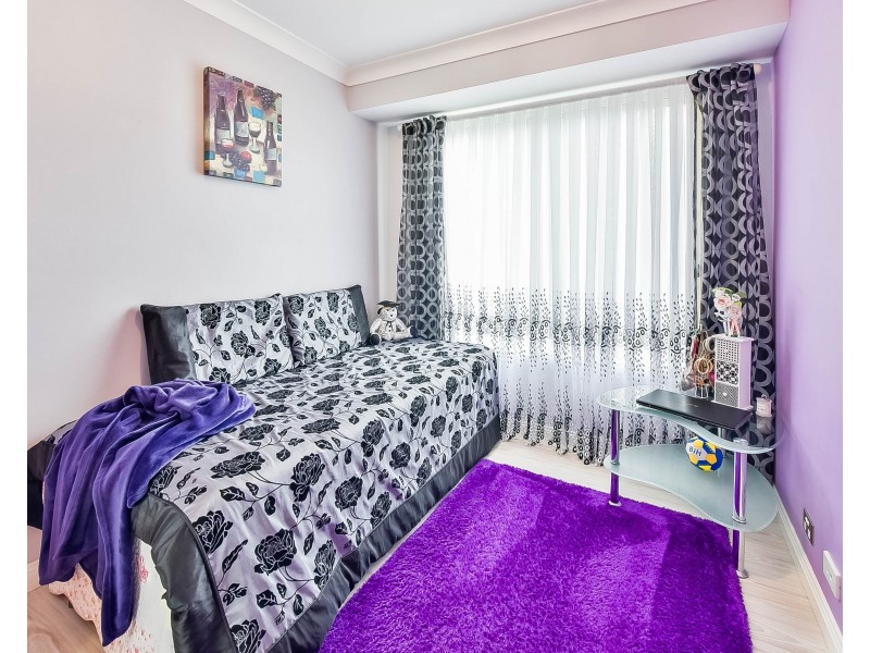 121 Parkholme Circuit, Englorie Park NSW 2560