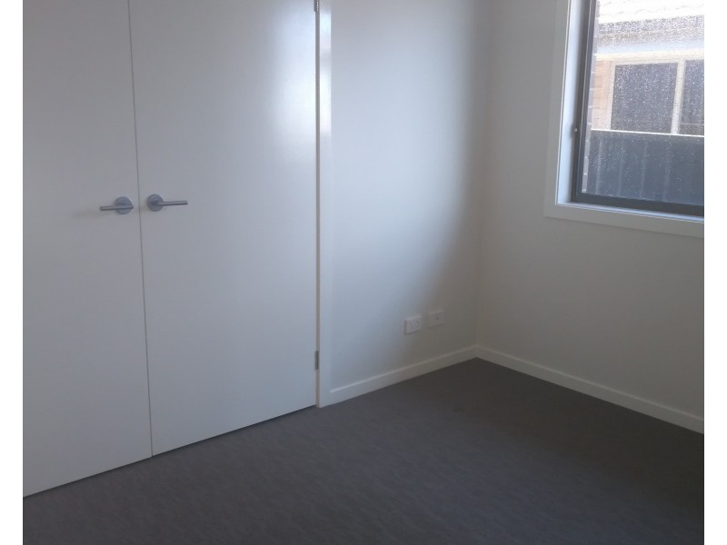 34 Rosella Circuit, Gregory Hills NSW 2557