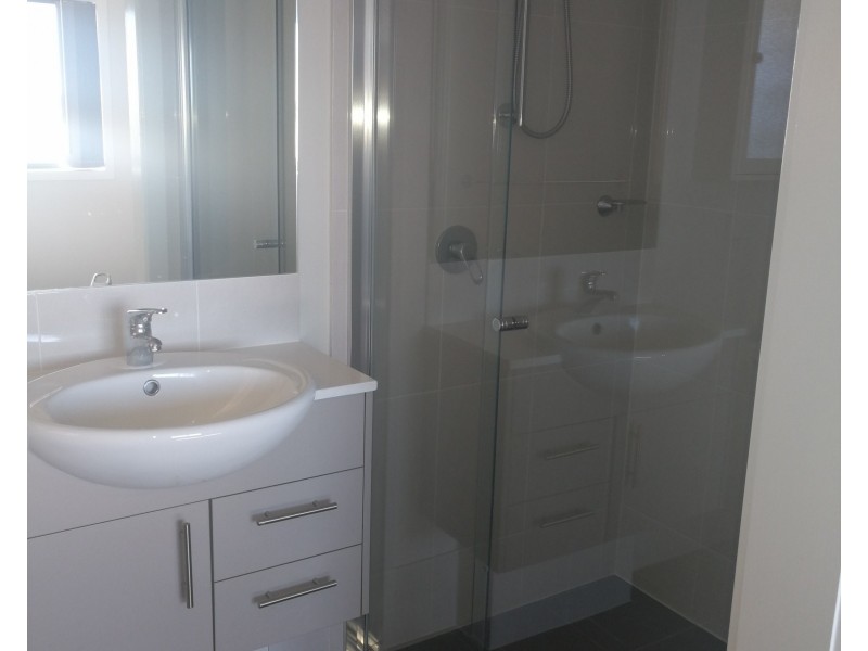 34 Rosella Circuit, Gregory Hills NSW 2557