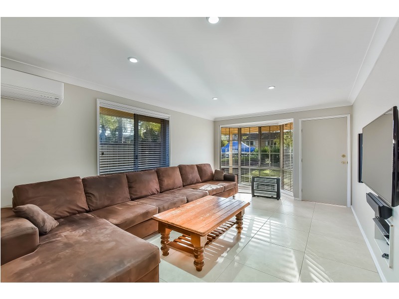 94B Chasselas Avenue, Eschol Park NSW 2558