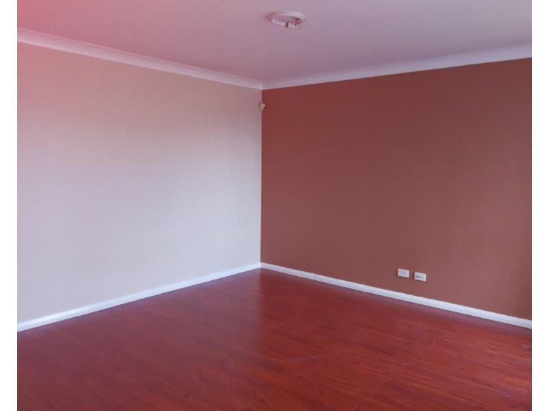 1 McLaughlin Circuit, Bradbury NSW 2560