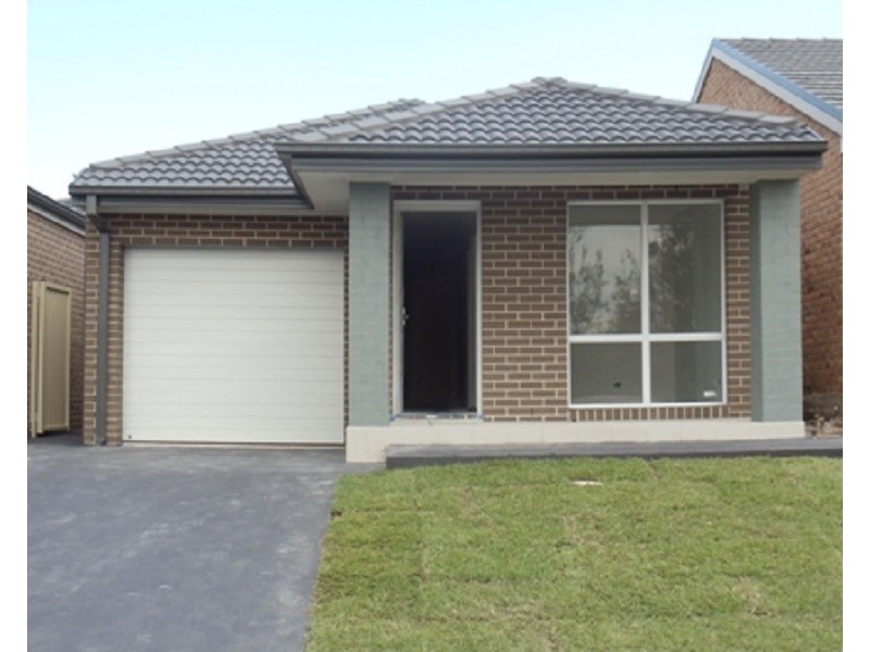 44 Bird Walton Avenue, Middleton Grange NSW 2171