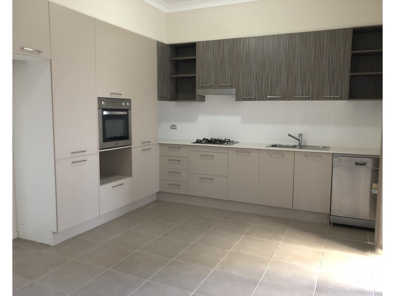 7/15-19 Warby Street, Campbelltown NSW 2560