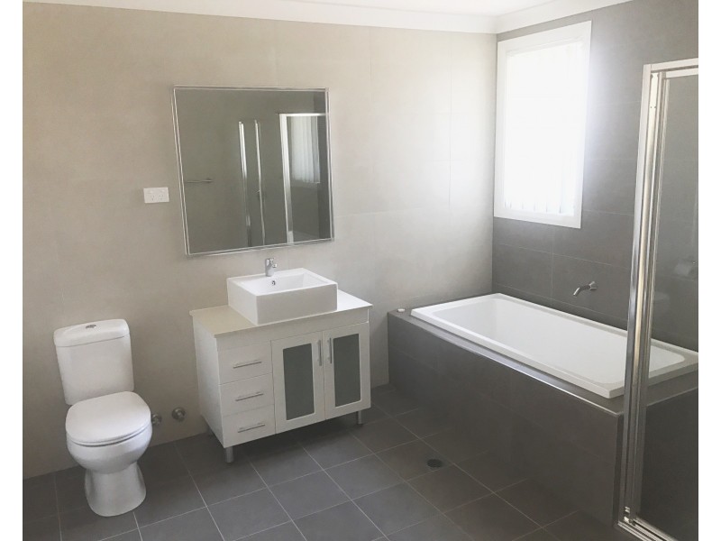 12 Bega Street, Gregory Hills NSW 2557