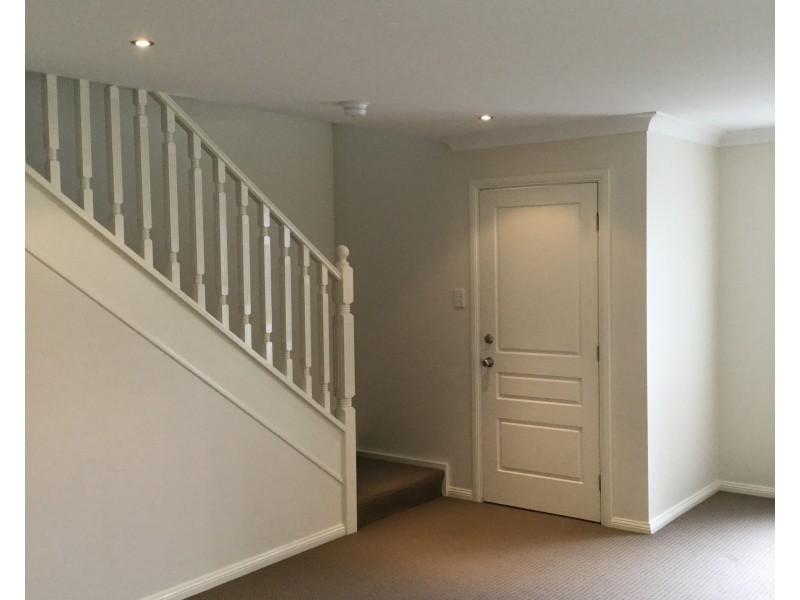 9/7 Thomas Rose Drive, Rosemeadow NSW 2560