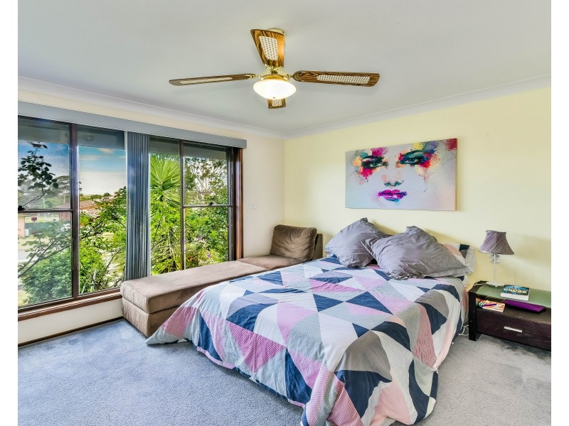 52 Akuna Avenue, Bradbury NSW 2560