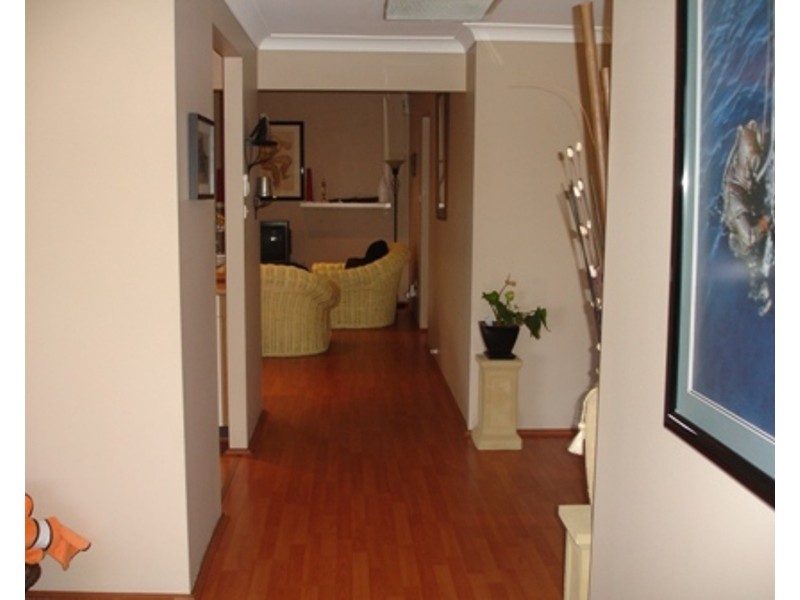 5 Holborn Street, Ambarvale NSW 2560