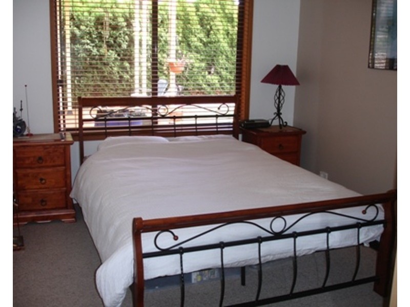 5 Holborn Street, Ambarvale NSW 2560