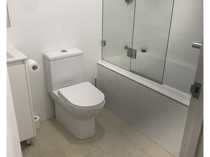 28/12-14  King Street, Campbelltown NSW 2560