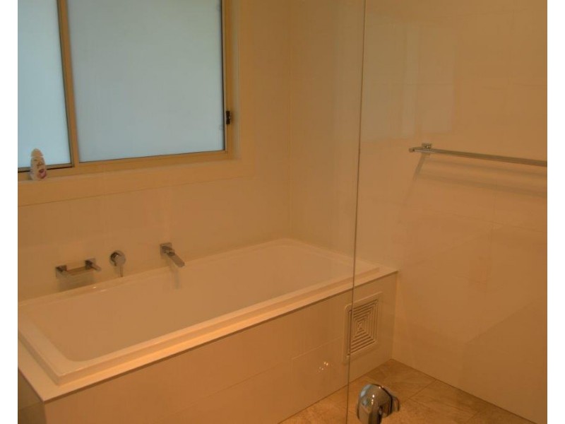 1A Mclean Road, Campbelltown NSW 2560