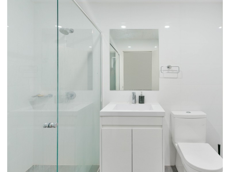 12 38-42 Chamberlain Street, Campbelltown NSW 2560