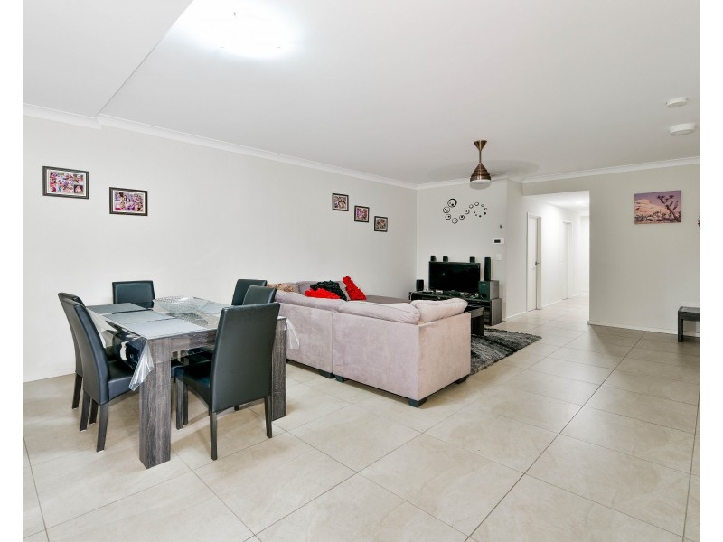 12 38-42 Chamberlain Street, Campbelltown NSW 2560