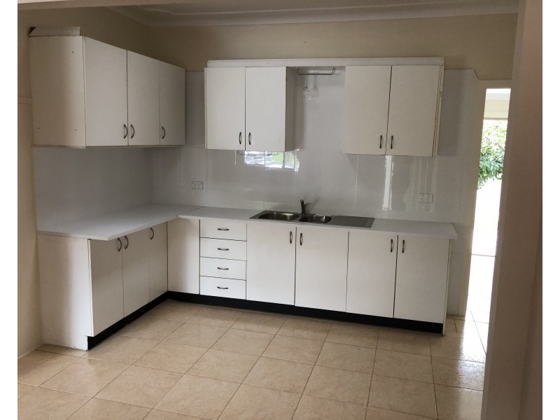 74 Matthews Square, Ingleburn NSW 2565