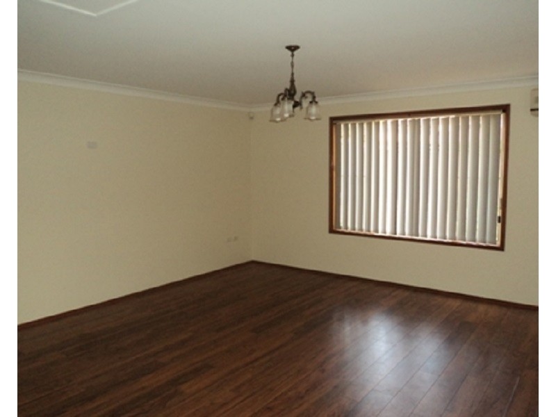 22 Mount Huon Circuit, Glen Alpine NSW 2560