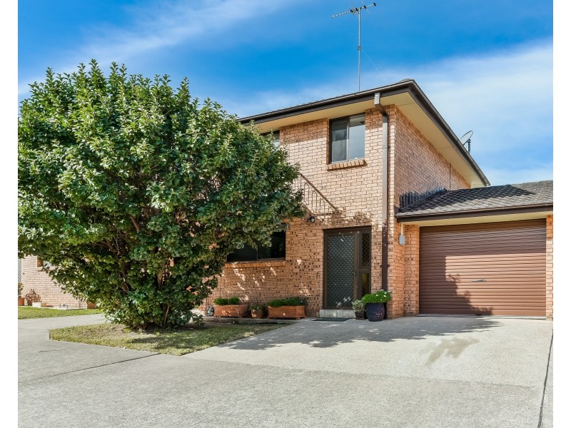 3/2A Condamine Street, Campbelltown NSW 2560