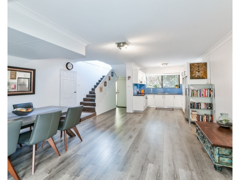 3/2A Condamine Street, Campbelltown NSW 2560