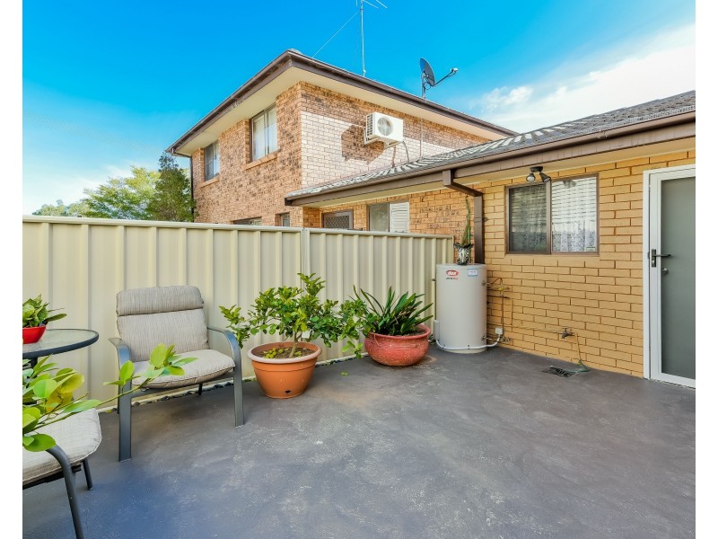 3/2A Condamine Street, Campbelltown NSW 2560