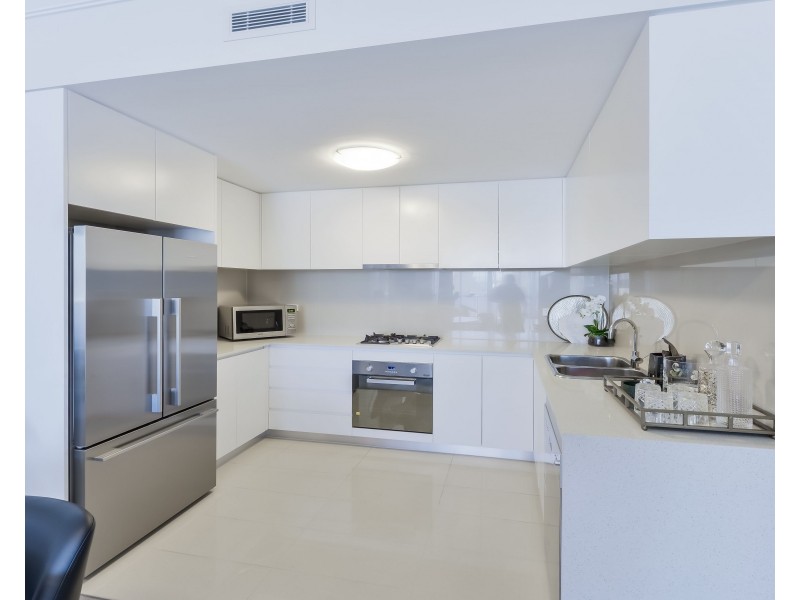 18/3-17 Queen Street, Campbelltown NSW 2560