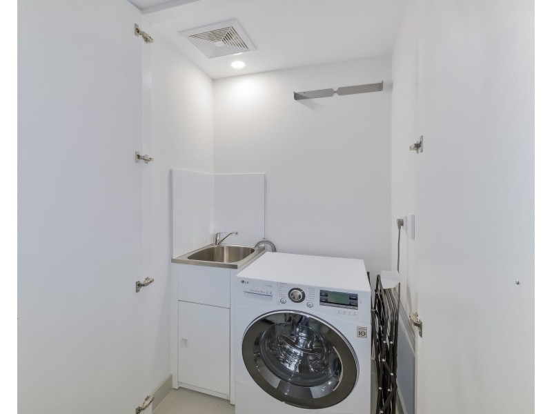 18/3-17 Queen Street, Campbelltown NSW 2560