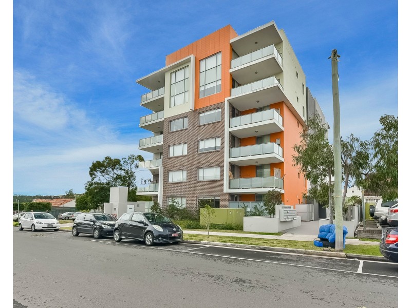 8/12-14 King Street, Campbelltown NSW 2560