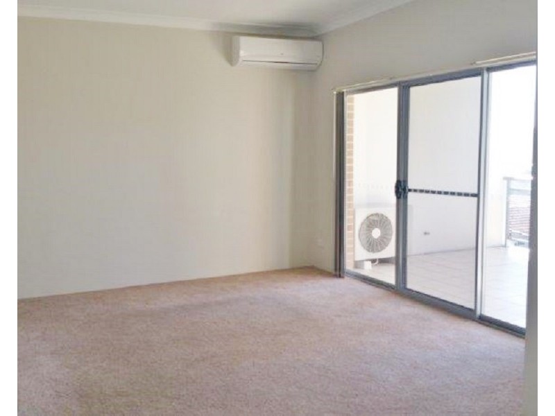 5/7-9 King Street, Campbelltown NSW 2560