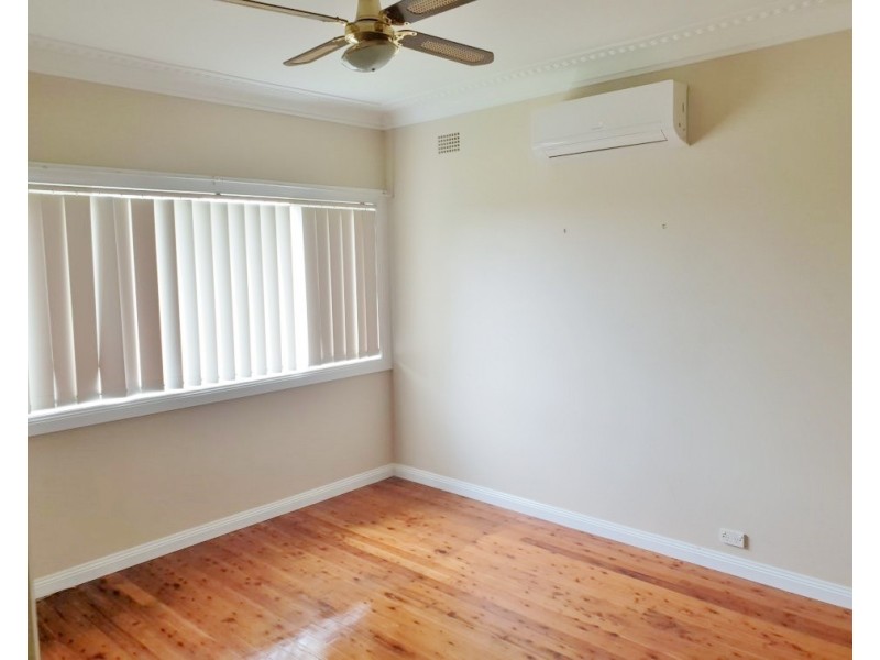 23 Randolph Street, Campbelltown NSW 2560