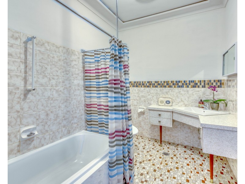 106 Lithgow Street, Campbelltown NSW 2560