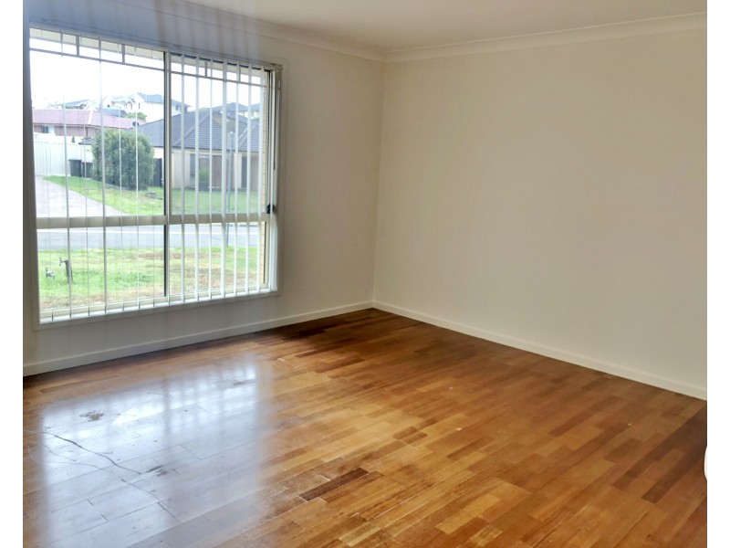 37 Gabriel Circuit, Blair Athol NSW 2560