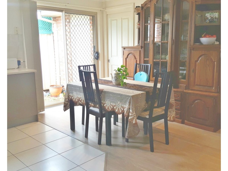 7 Thomas Rose Drive, Rosemeadow NSW 2560