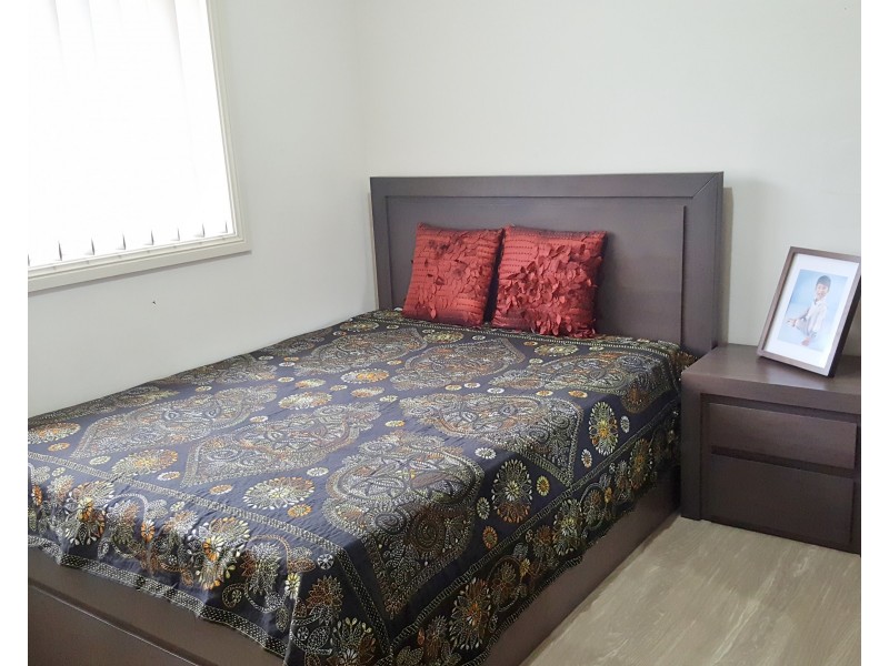 7 Thomas Rose Drive, Rosemeadow NSW 2560