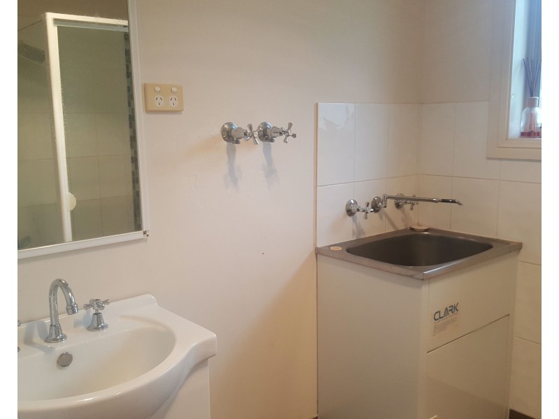 7 Thomas Rose Drive, Rosemeadow NSW 2560