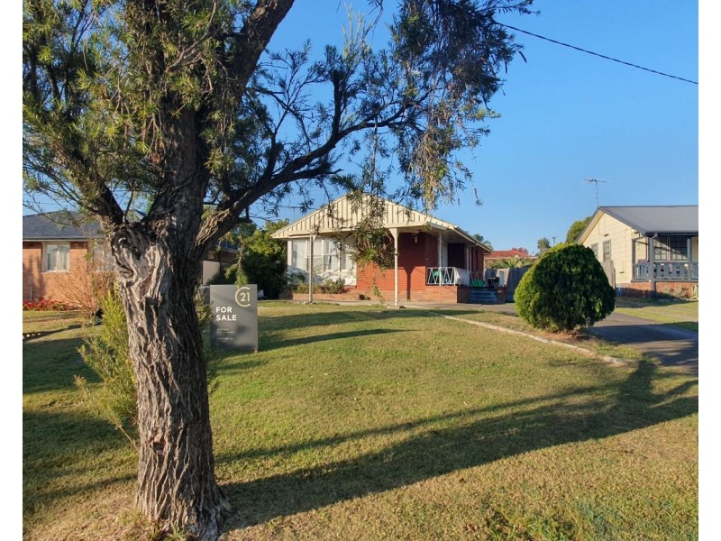 24A Dunrossil Avenue, Casula NSW 2170