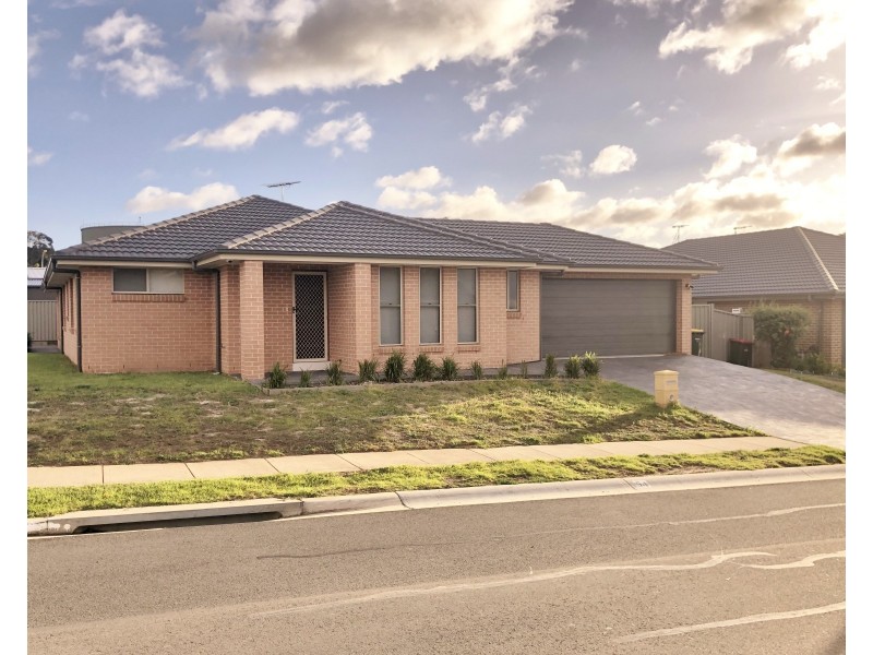 58  Jubilee Circuit, Rosemeadow NSW 2560