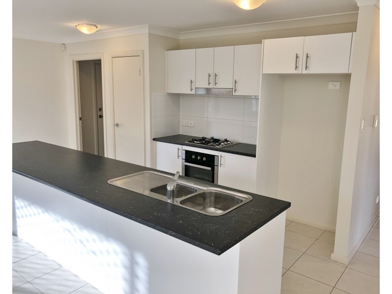 58  Jubilee Circuit, Rosemeadow NSW 2560