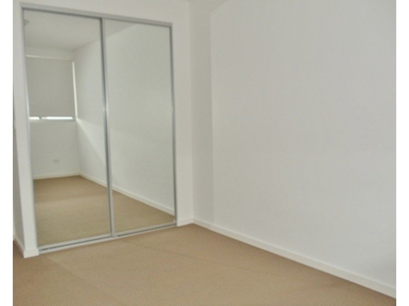 18/31-35  Chamberlain Street, Campbelltown NSW 2560