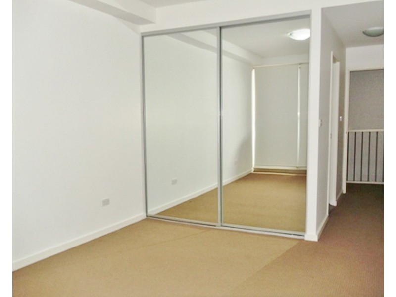18/31-35  Chamberlain Street, Campbelltown NSW 2560