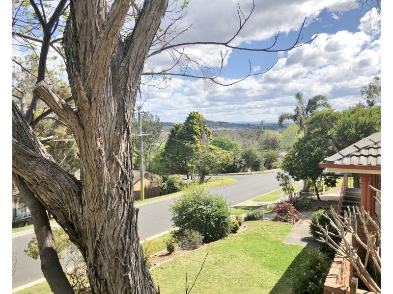 32 Sturt Street, Campbelltown NSW 2560