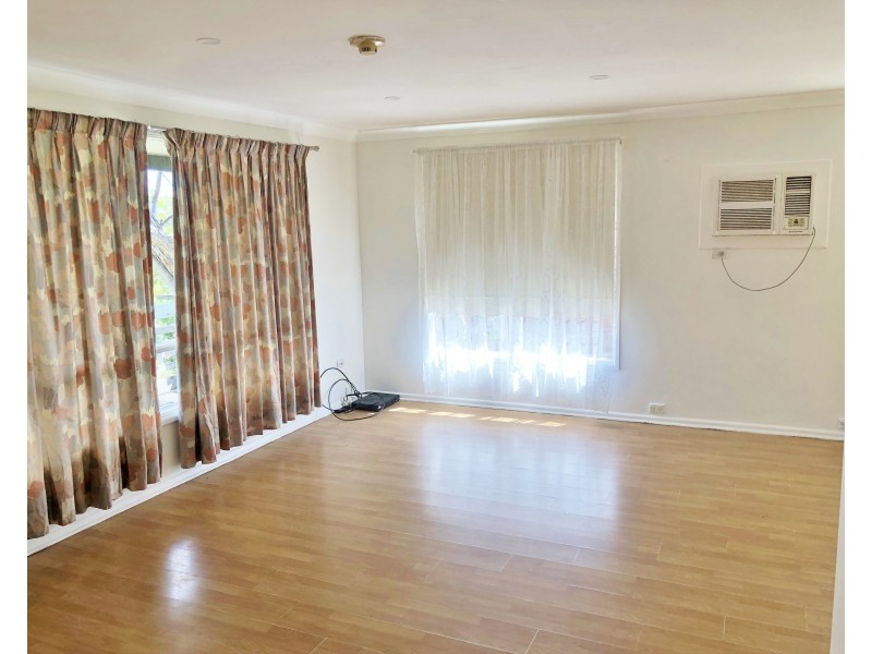 32 Sturt Street, Campbelltown NSW 2560