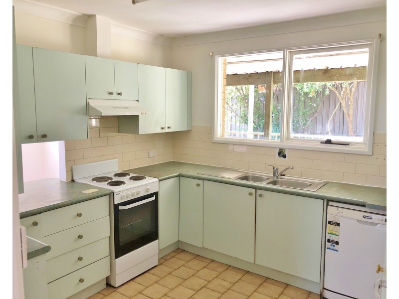 32 Sturt Street, Campbelltown NSW 2560