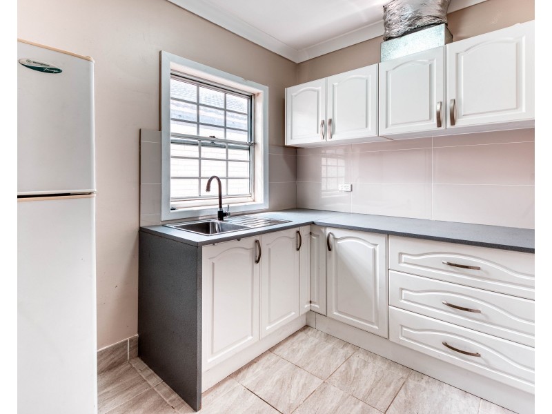 126 Lindesay Street, Campbelltown NSW 2560